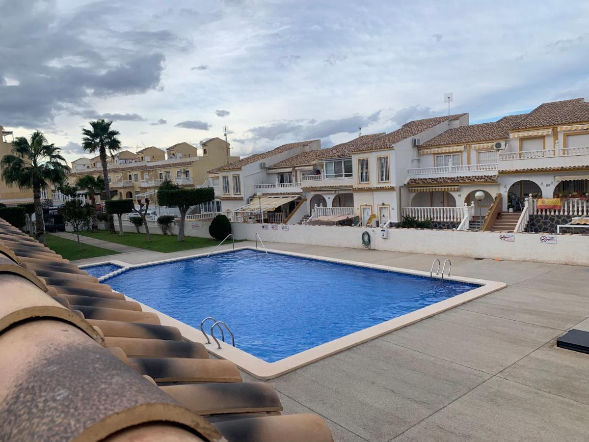 Adosado Tranquilo Con Piscina Y Vistas Al Mar Apartment Puerto Marino Екстериор снимка